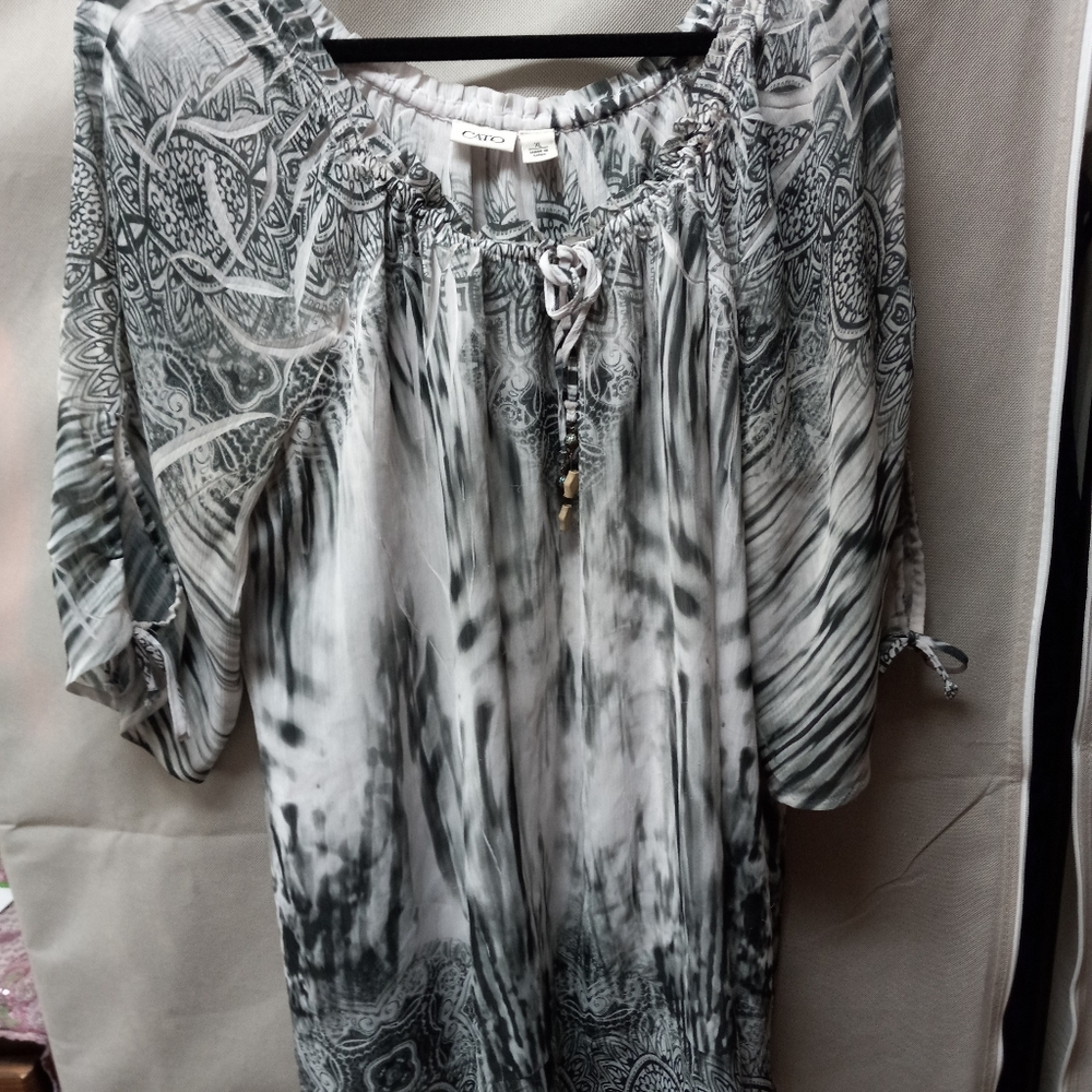 Cato womans xl mid sleeve top